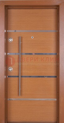 Коричневая входная дверь c МДФ панелью ЧД-35 в частный дом в Пскове