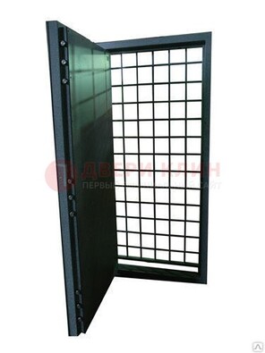 Темная стальная бронированная дверь с нитроэмалью ДБ-4 в Пскове