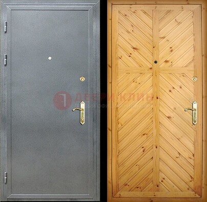Серая металлическая дверь с евровагонкой ДЕ-12 в Пскове
