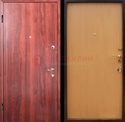Красная железная дверь с ламинатом ДЛ-3 в Пскове