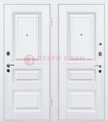 Белая металлическая дверь с МДФ ДМ-179 в Пскове