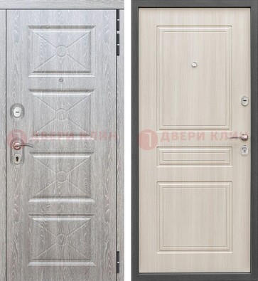 Железная серая дверь со светлой МДФ ДМ-302 в Пскове