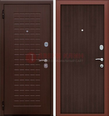 Коричневая металлическая дверь с МДФ ДМ-78 в квартиру в Видном
