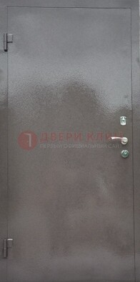 Серая входная дверь с нитроэмалью ДН-3 в Пскове