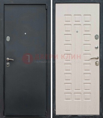 Черная металлическая дверь с порошковым покрытием ДП-101 в Пскове