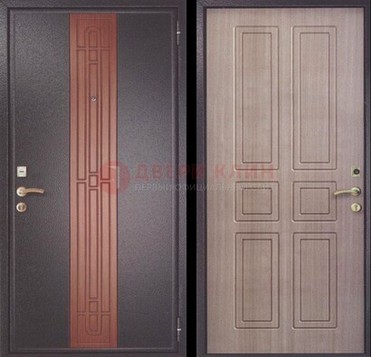 Коричневая входная дверь с порошковым покрытием ДП-161 в Пскове