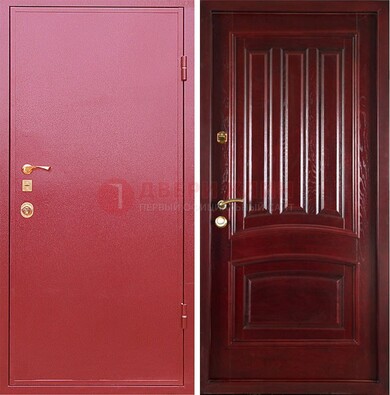 Красная металлическая дверь с порошковым напылением ДП-165 в Пскове