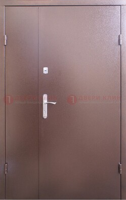 Стальная дверь с порошковым покрытием Медный Антик ДП-215 в Пскове