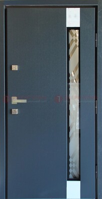 Серая стальная дверь с порошковым покрытием и стеклянной вставкой ДП-216 в Пскове