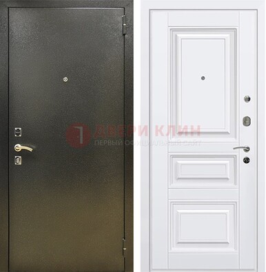Железная темно-серая дверь с порошковым напылением и белой МДФ ДП-274 в Пскове