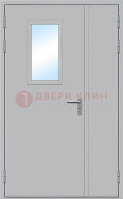 Белая входная противопожарная дверь со стеклянной вставкой ДПП-10 в Пскове