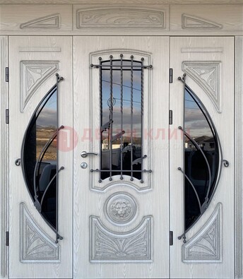 Большая парадная дверь Винорит со стеклом и ковкой ДПР-108 в Пскове