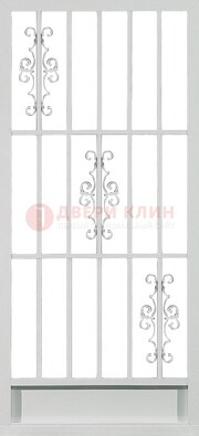 Белая железная решетчатая дверь ДР-9 в Пскове