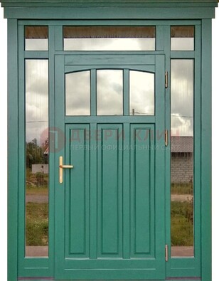 Зеленая металлическая дверь МДФ со стеклом ДС-43 в Пскове