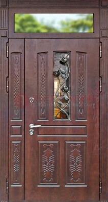 Коричневая железная дверь со стеклом и ковкой на улицу ДСК-127 в Пскове