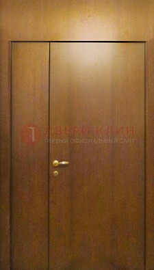 Светлая  тамбурная дверь ДТМ-22 в Пскове
