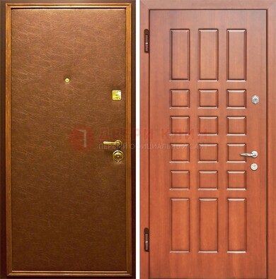 Коричневая входная дверь с винилискожей ДВ-16 в Пскове