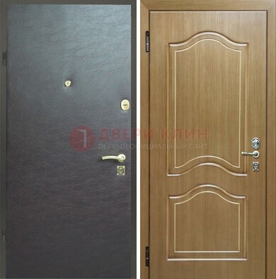 Серая металлическая дверь с винилискожей ДВ-7 в Пскове