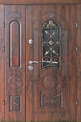 Металлическая дверь с узором и виноритом ДВТ-146 в Пскове