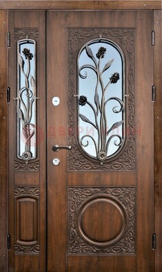 Железная дверь с виноритом и ковкой ДВТ-180 в Пскове