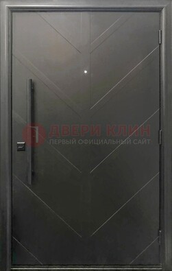 Современная металлическая дверь с виноритом ДВТ-255 в Тамбове