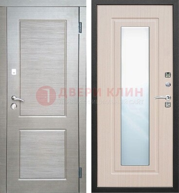 Металлическая филенчатая дверь Темный орех c МДФ Белый дуб с зеркалом ДЗ-104 в Пскове