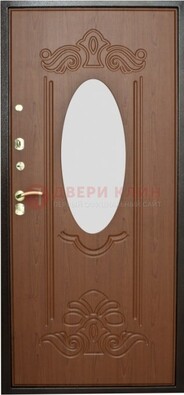 Коричневая стальная дверь с зеркалом ДЗ-15 в Пскове