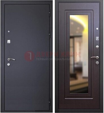 Черная железная дверь с зеркалом ДЗ-30 в Пскове
