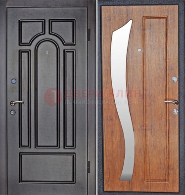 Темная железная дверь с зеркалом ДЗ-35 в Пскове