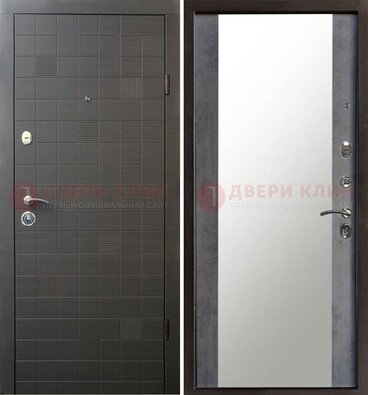 Темная железная филенчатая дверь с зеркалом ДЗ-53 в Пскове