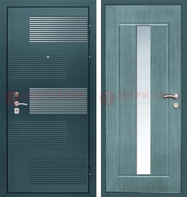 Входная дверь с зеркальной вставкой внутри с голубым МДФ с зеркалом ДЗ-71 в Пскове