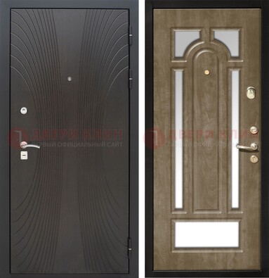 Темная металлическая дверь МДФ с различными зеркальными вставками внутри ДЗ-82 в Пскове