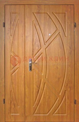 Полуторная металлическая дверь с МДФ золотой дуб ПЛ-17 в Пскове
